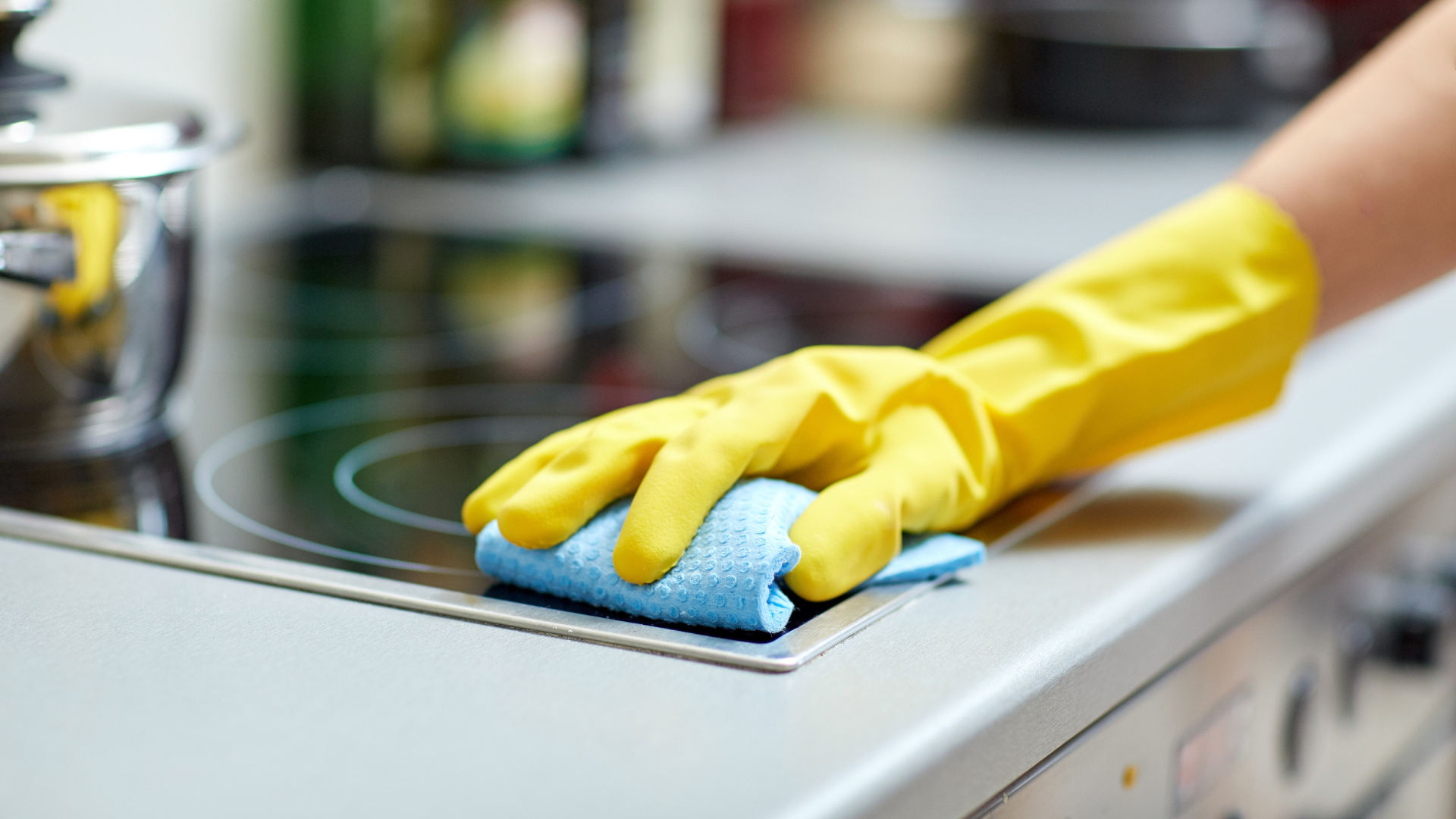 Domestic cleaning in Manchester, cleaners in Manchester, cheap cleaners in Manchester, affordable cleaners in Manchester, DiamondV